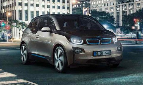 2014-BMW-i3-night-drive A