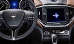 2014-Maserati-Ghibli-cockpit 1