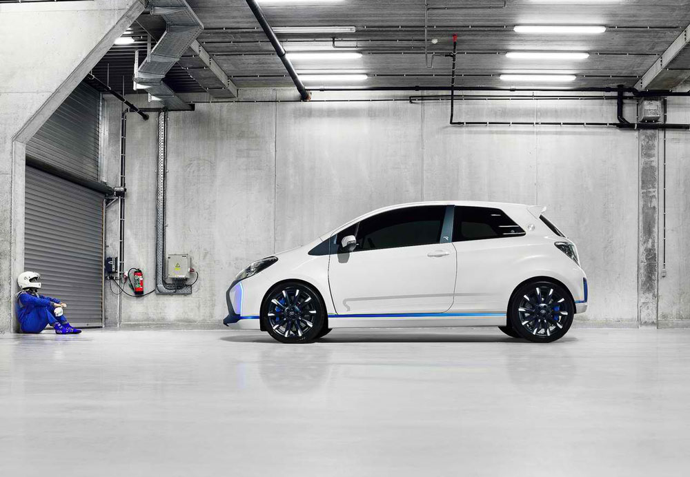 2013 Toyota Yaris Hybrid R Concept