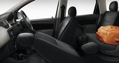 2014-Dacia-Duster-inside-C