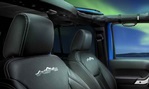 2014-Jeep-Wrangler-Polar-front-seats 3