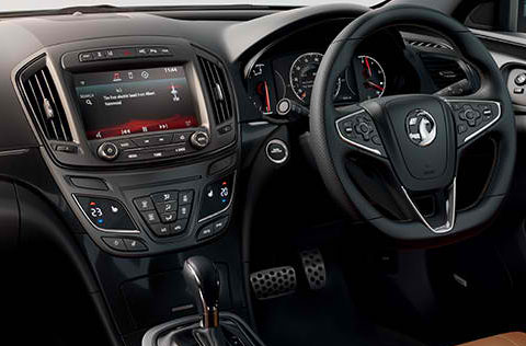 2014-Vauxhall-Insignia-Sports-Tourer-interior-CC