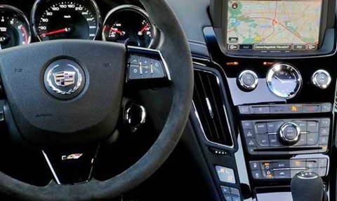 2014-Cadillac-CTS-Sport-Wagon-CTS-V-cockpit B