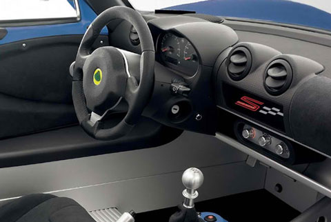 2013-Lotus-Elise-S-Club-Racer-the-cockpit-C