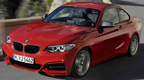 2014-BMW-M235i-Coupe A