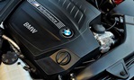 2014-BMW-M235i-Coupe-engine 1