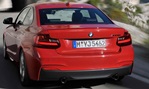 2014-BMW-M235i-Coupe-tunneling 2