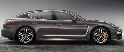 2014-Porsche-Panamera-Turbo-S-studio B