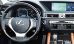 2014-Lexus-GS-300h-inside-3