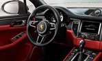 2015-Porsche-Macan-cockpit-1