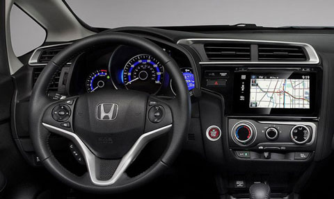 2015-Honda-Fit--inside-front-D