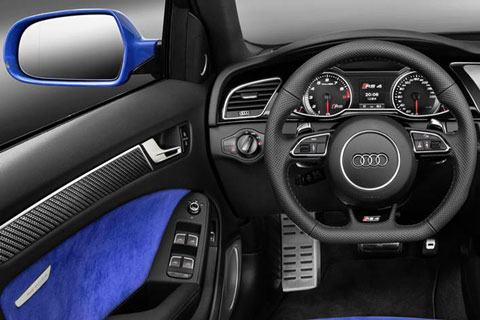 2014-Audi-RS4-Avant-Nogaro-interior-D