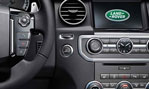 2014-Land-Rover-Discovery-XXV-Edition-cockpit-2