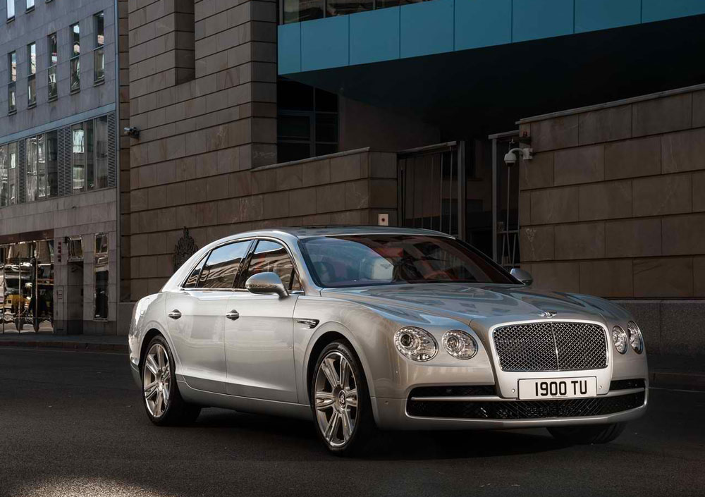 A Luxurious Ride: The 2015 Bentley Flying Spur V8