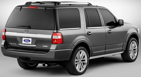 2015-Ford-Expedition-studio-two-B