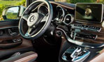 2015-Mercedes-Benz-V-Class-inside-2