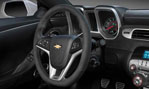 2014-Chevrolet-Camaro-Z28-cockpit-2