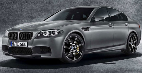 2014-BMW-M5-30-Jahre-M5-studio-A