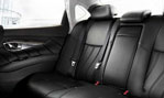 2015-Infiniti-Q70L-rear-seats-A-3