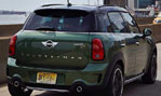 2015-Mini-Countryman-in-the-city-2