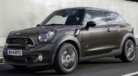 2015-Mini-Paceman-goin-right-A