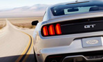 2015-Ford-Mustang-GT-rear-details-1