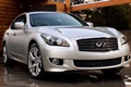 2011 Infiniti M