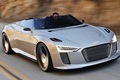 2010 Audi E-tron Spyder Concept